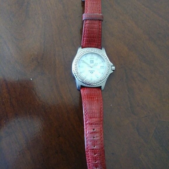 Watch - Picture 6 of 8